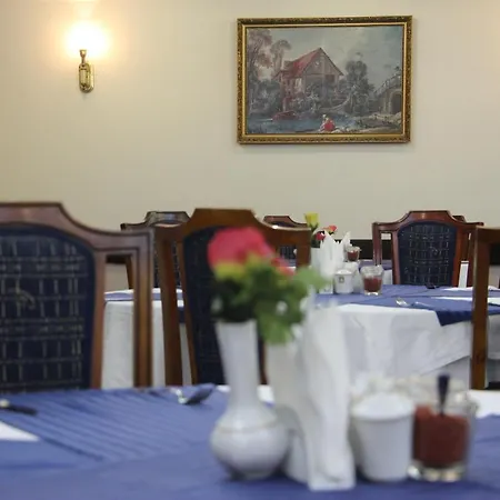 Akyuz Hotel 3*
